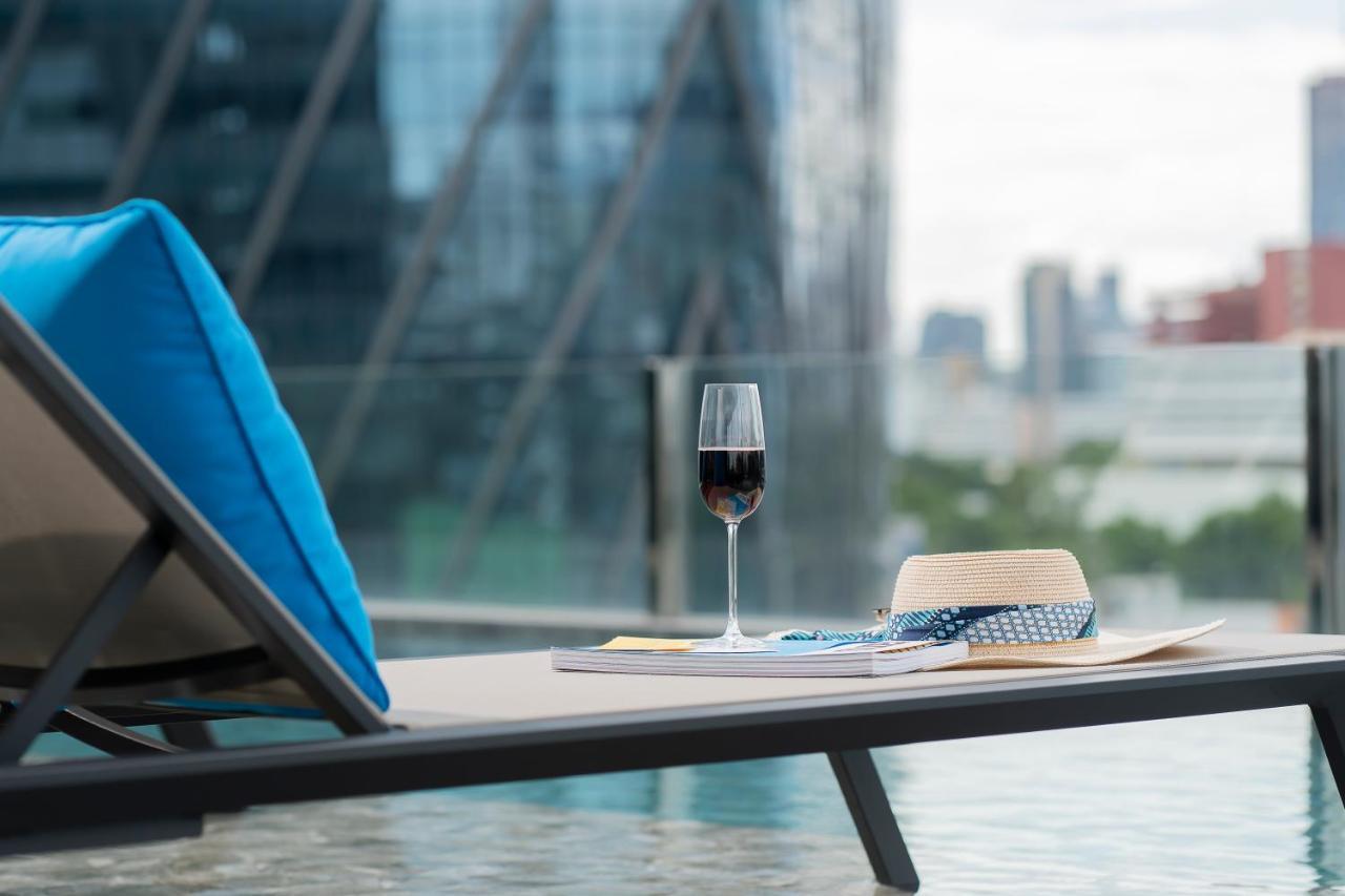 Seekers Finders Rama IV Hotel Surestay Collection By BW Bangkok Eksteriør billede