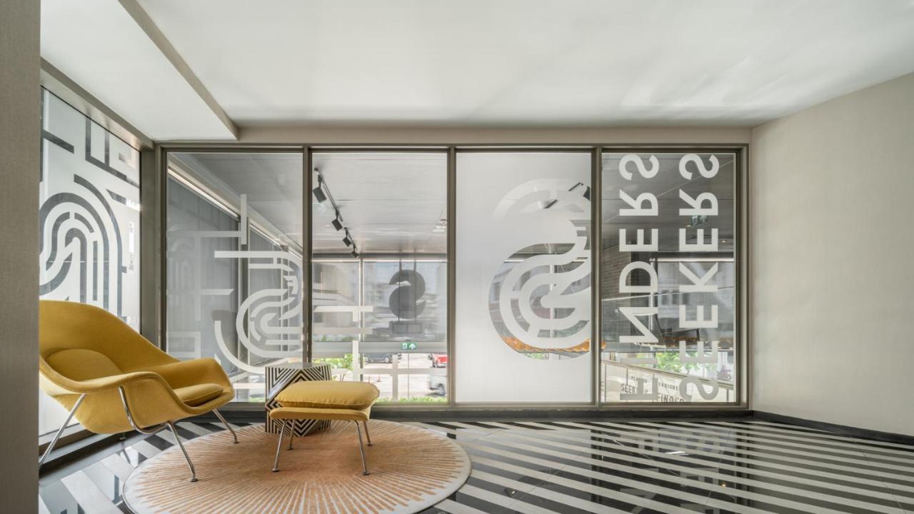 Seekers Finders Rama IV Hotel Surestay Collection By BW Bangkok Eksteriør billede