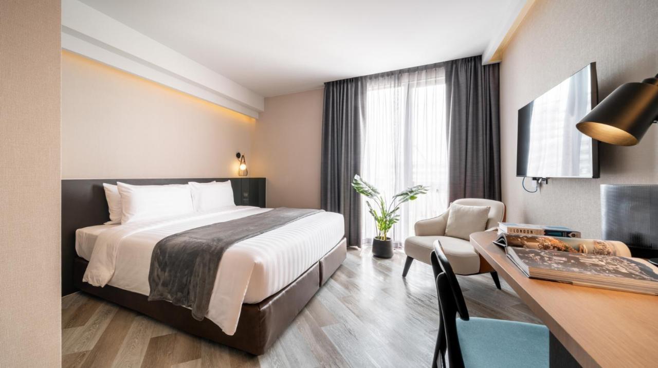 Seekers Finders Rama IV Hotel Surestay Collection By BW Bangkok Eksteriør billede