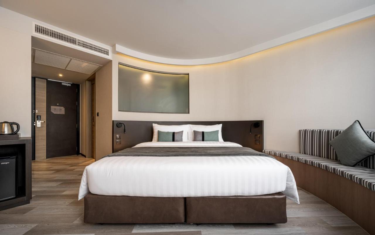 Seekers Finders Rama IV Hotel Surestay Collection By BW Bangkok Eksteriør billede